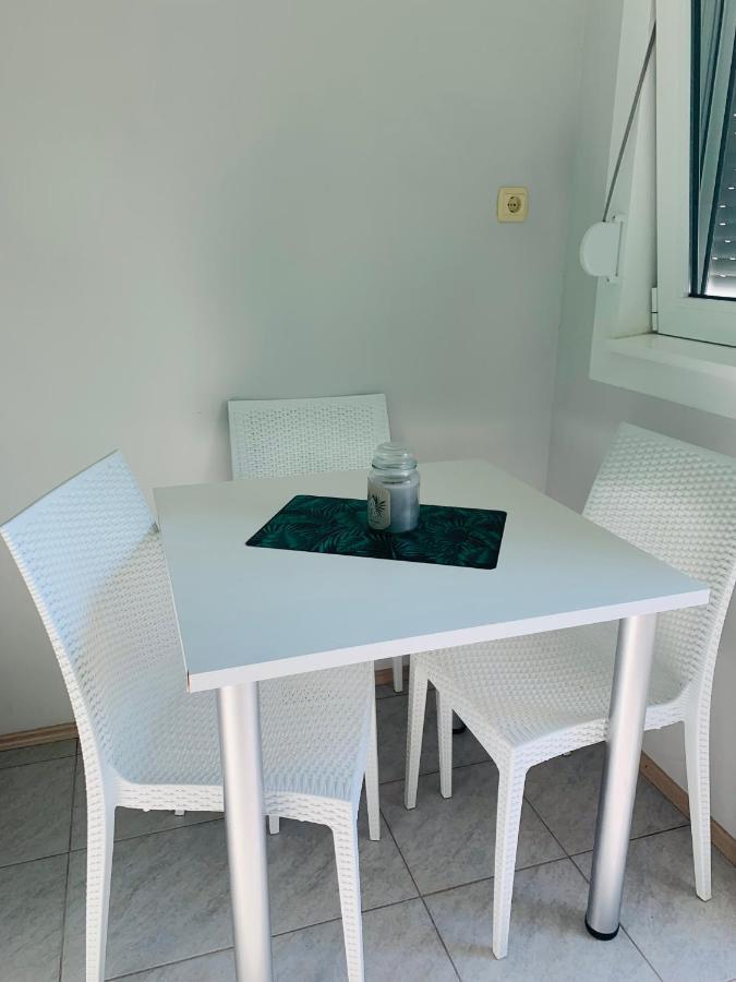 Apartments Dovana Kaštela Exterior foto
